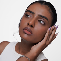 Side Eye (Mink + Silk Truffle)