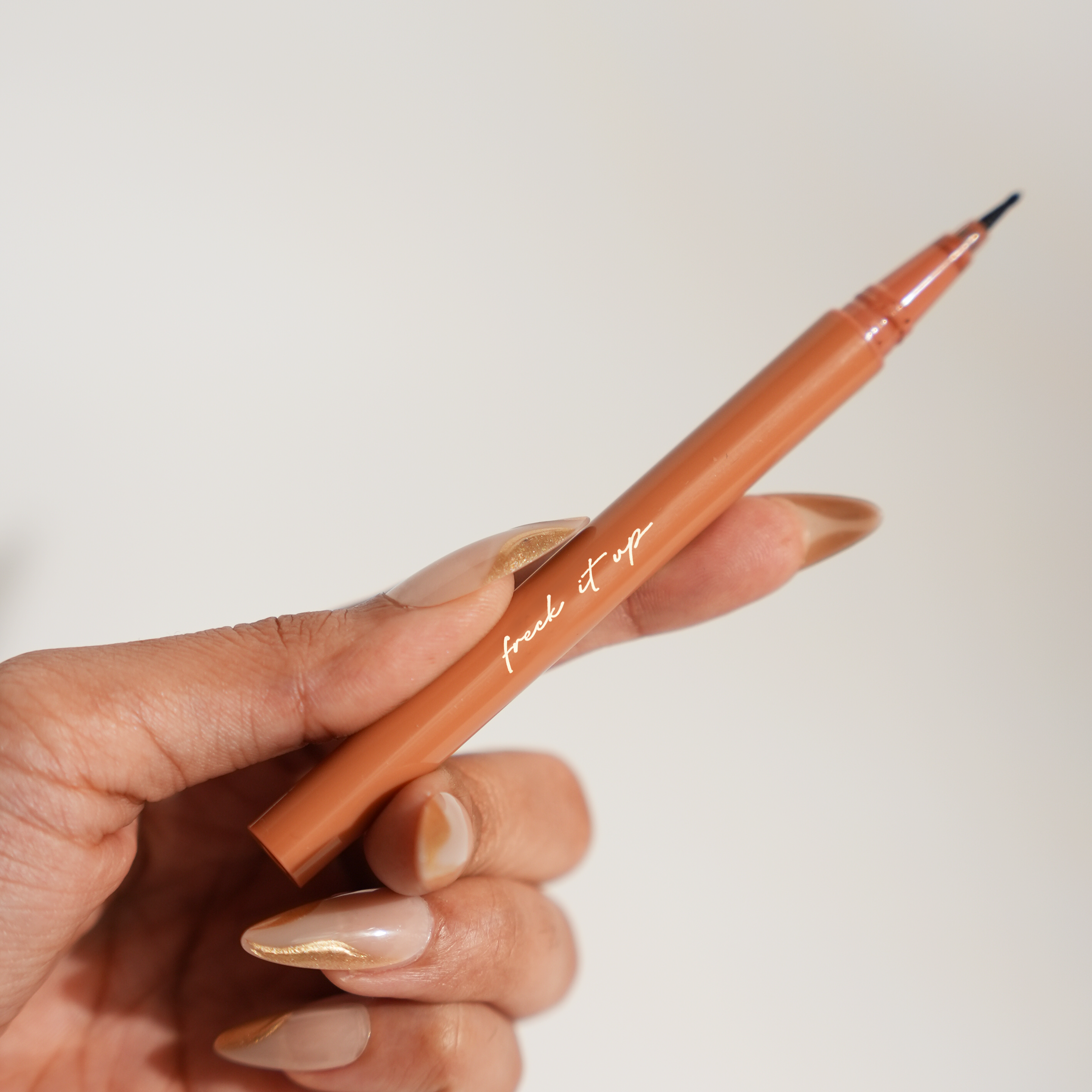 Dotty AF (Dark Brown)